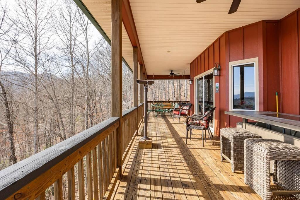 Red Rooster Family Cabin W/Hot Tub+Fire Pit+View Franklin Ngoại thất bức ảnh