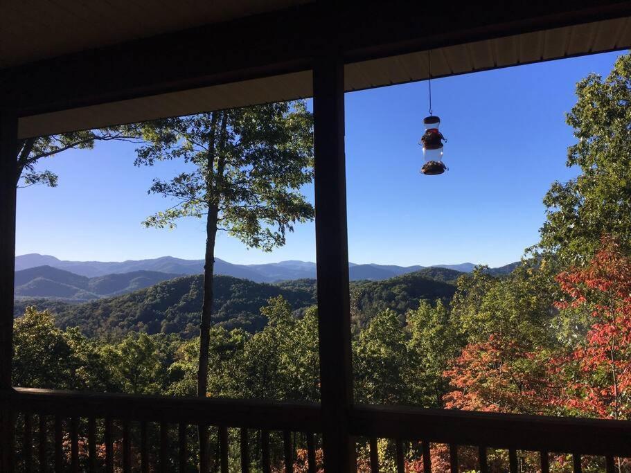 Red Rooster Family Cabin W/Hot Tub+Fire Pit+View Franklin Ngoại thất bức ảnh